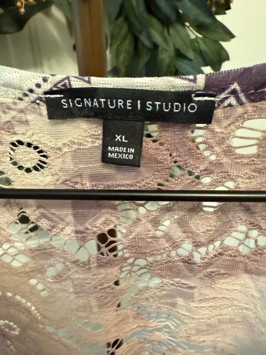 NWOT Signature Studio Pretty Floral Print Tank Top w Lace XL - Picture 12 of 12